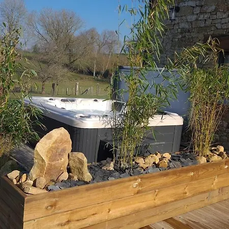 Maison Avec Jacuzzi Сasa de vacaciones