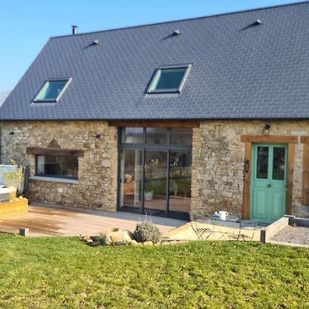 Maison Avec Jacuzzi Сasa de vacaciones La Chaise-Beaudouin
